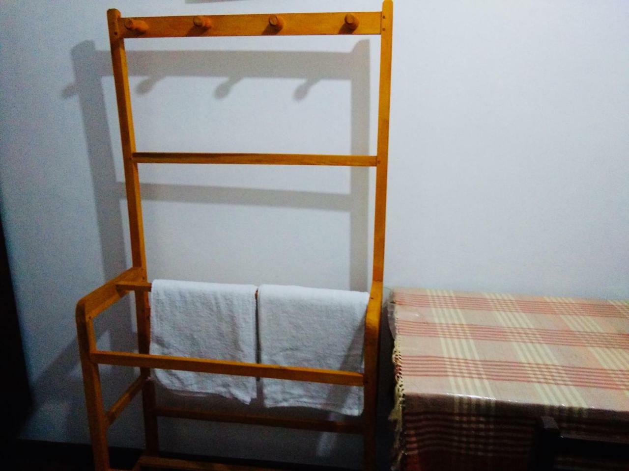 Hikkaduwa Backyard Beach Homestay Галле Экстерьер фото